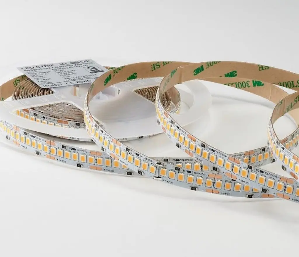 LED Лента 19,2W 240LED 3000K 1600LM IP20 24V KLOODI KD2835-240-19.2W-3К-24V - фото 2