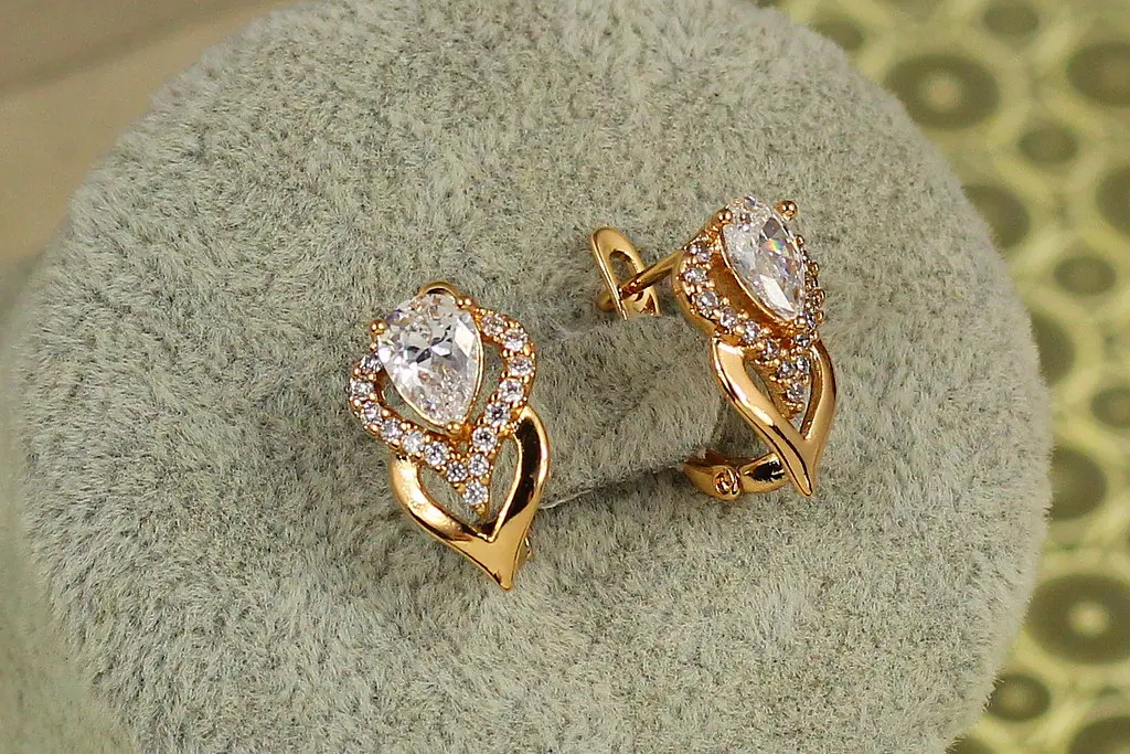 Сережки Xuping Jewelry Перина 1,6 см золотисті - фото 2