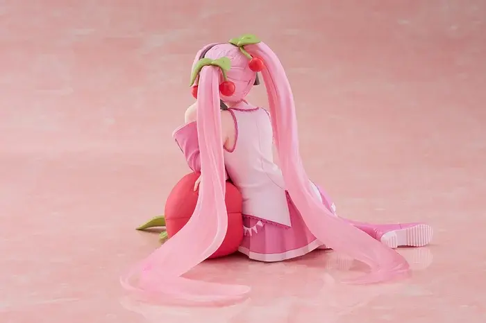 Фигурка Taito Вокалоид Сакура Хацуне Мику Vocaloid Sakura Hatsune Miku Cherry Cushion Ver. 12 см T V SHM CC 12 - фото 3