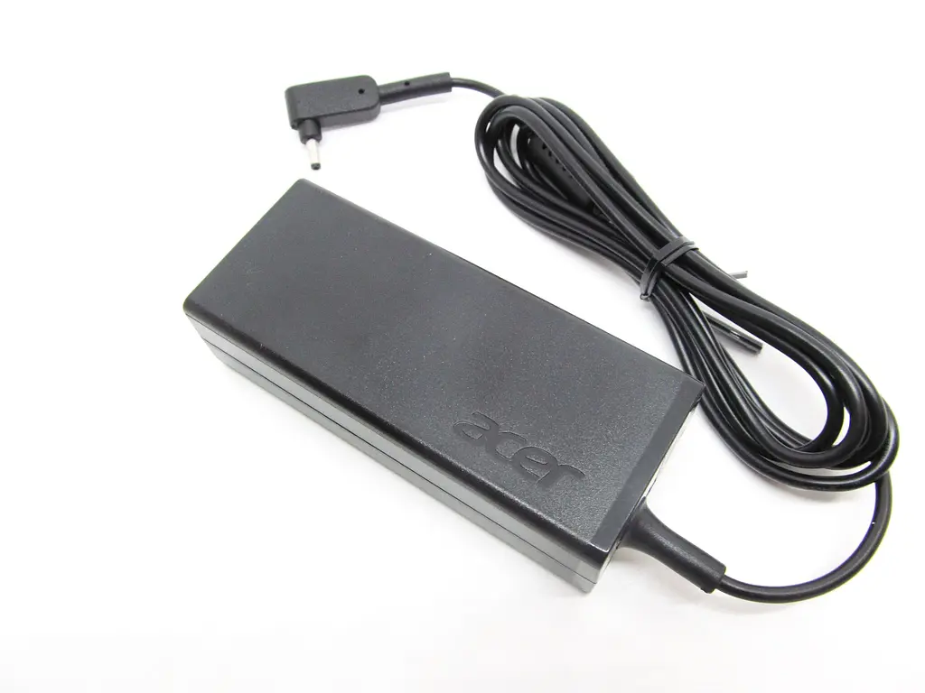 Блок живлення Acer 45W A13-045N2A 19V, 2.37A, роз'єм 3.0/1.1 [3-pin] - фото 2