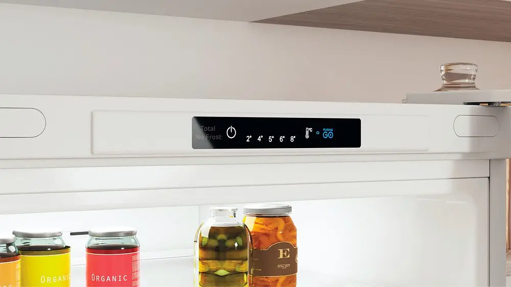 Холодильник Indesit INFC8TI21W0 - фото 12