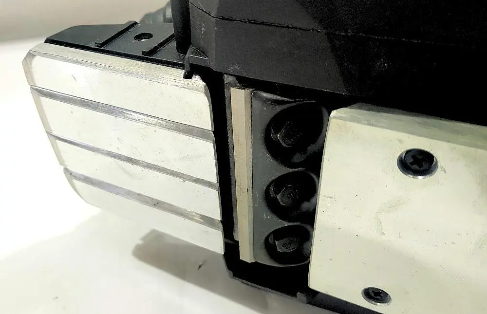 Электрорубанок Narva NEP-82/1000 82 мм 17000 об/мин 1000 Вт 30412 - фото 5