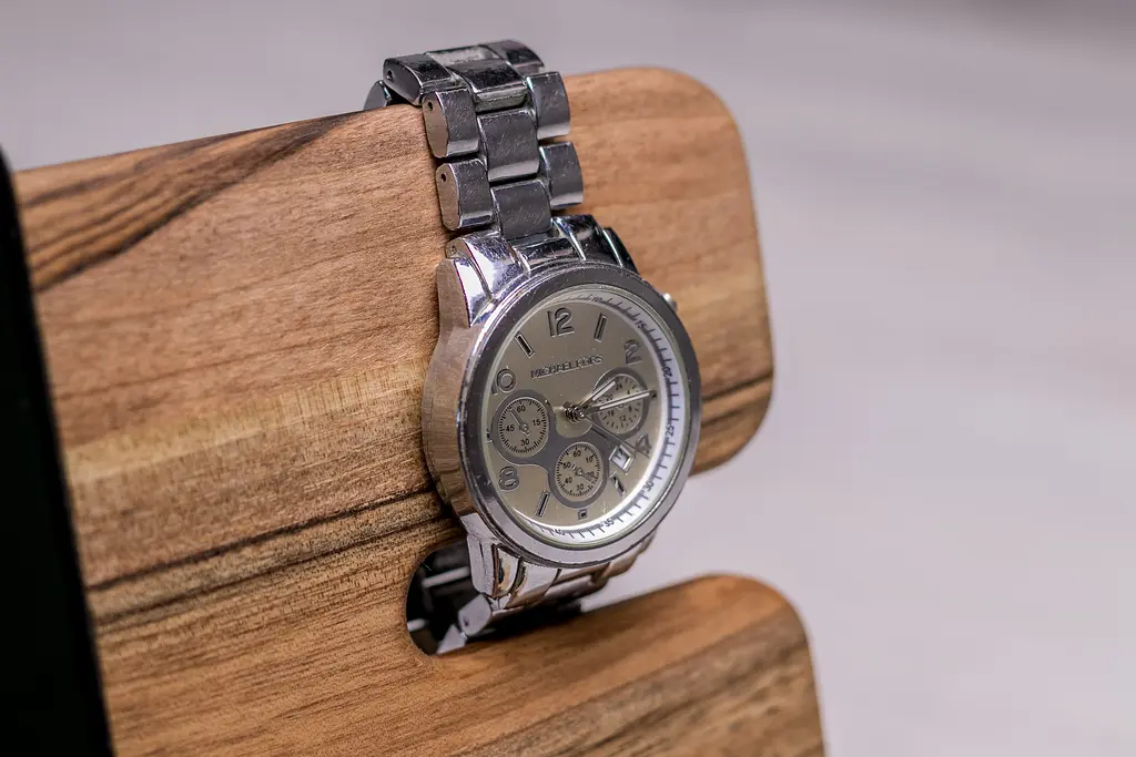 Підставка з дерева для мобільного телефону ecoWalnut 300x223x201 мм - фото 5