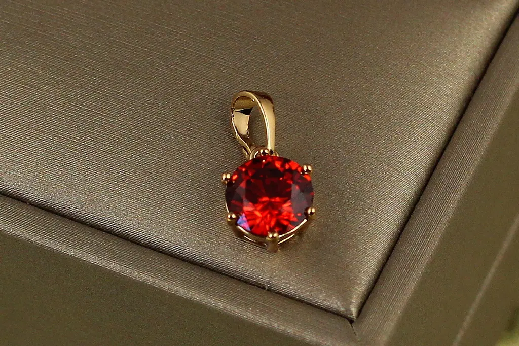 Кулон Xuping Jewelry червоний камінь на шість кріплень 8 мм золотистий