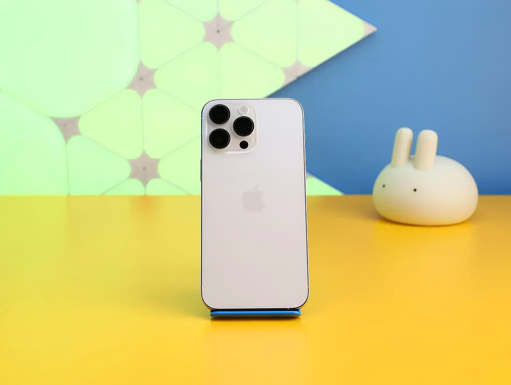 Смартфон Apple iPhone 14 Pro Max 128GB Silver (MQ9Q3) Б/В - фото 6