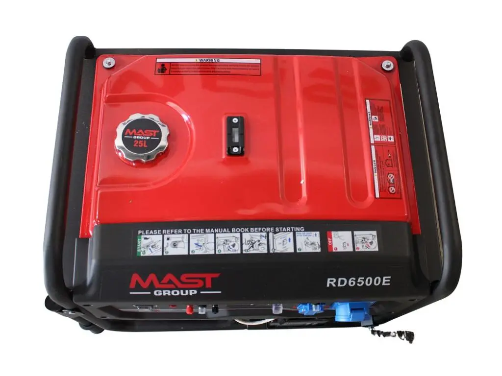 Бензиновый генератор MAST GROUP + газовая плитка Orcamp CK-505 + электрический обогреватель Gardyer HE2000 и лейка (KRD6500E) - фото 4