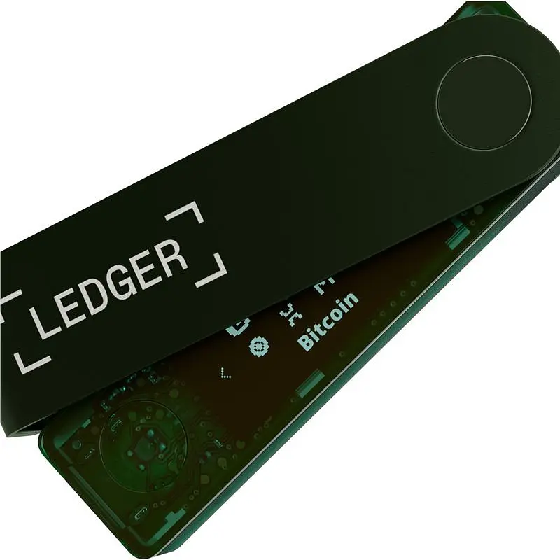 Аппаратный кошелек для криптовалют Ledger Nano X Emerald Green (LNXEG) - фото 3
