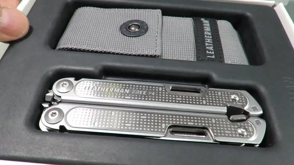 Мультиінструмент Leatherman Free P4, синтетичний чохол, картонна коробка - фото 4