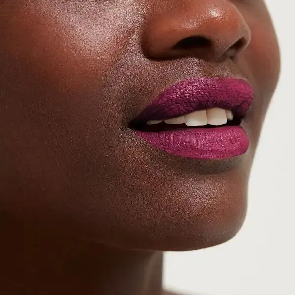 Рідка помада для губ Gosh Liquid Matte Lips відтінок 006 Berry Me 4 мл - фото 4