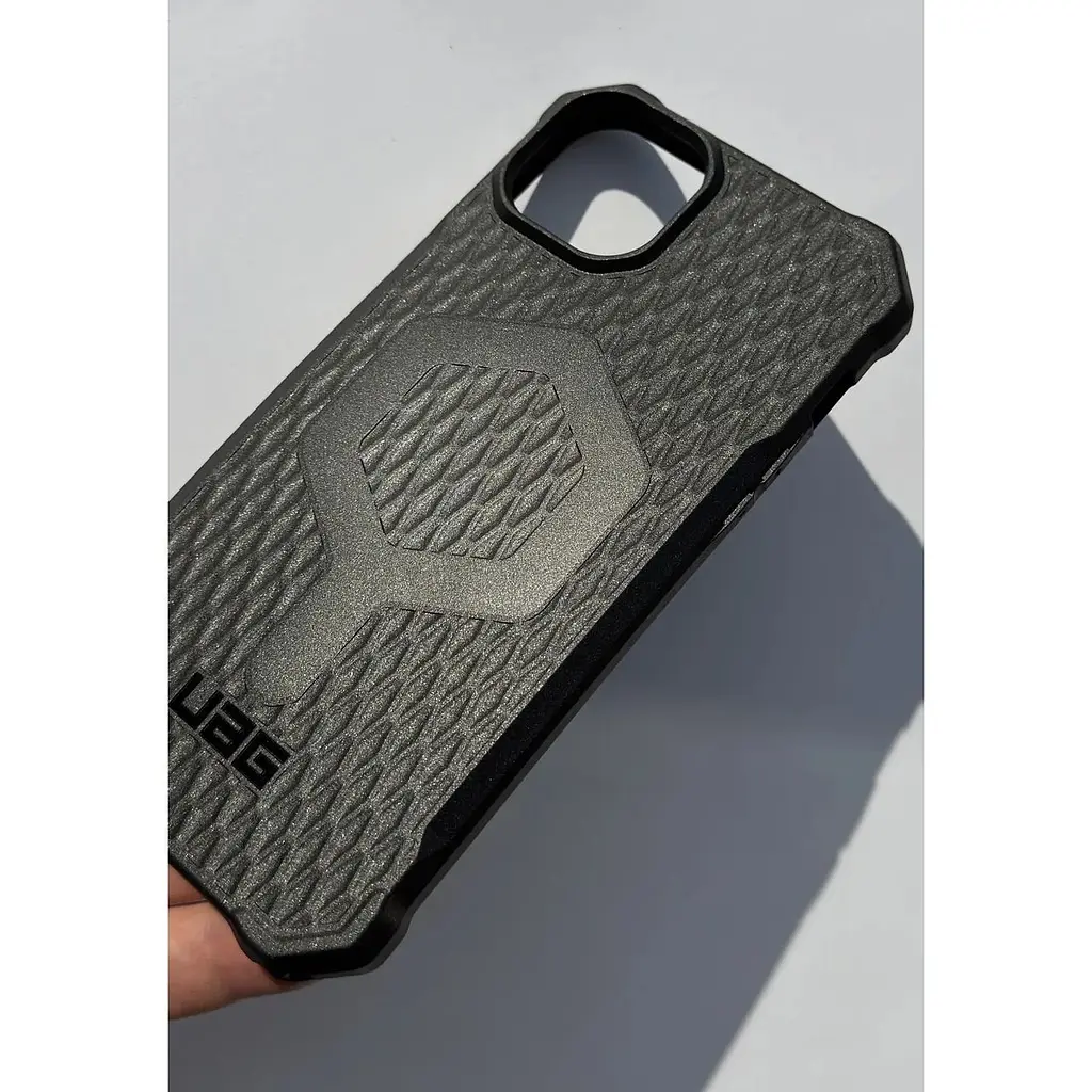Оригінальний протиударний чохол UAG Essential Armor MagSafe для iPhone 14 Plus / iPhone 15 Plus Black (114090114040) - фото 6