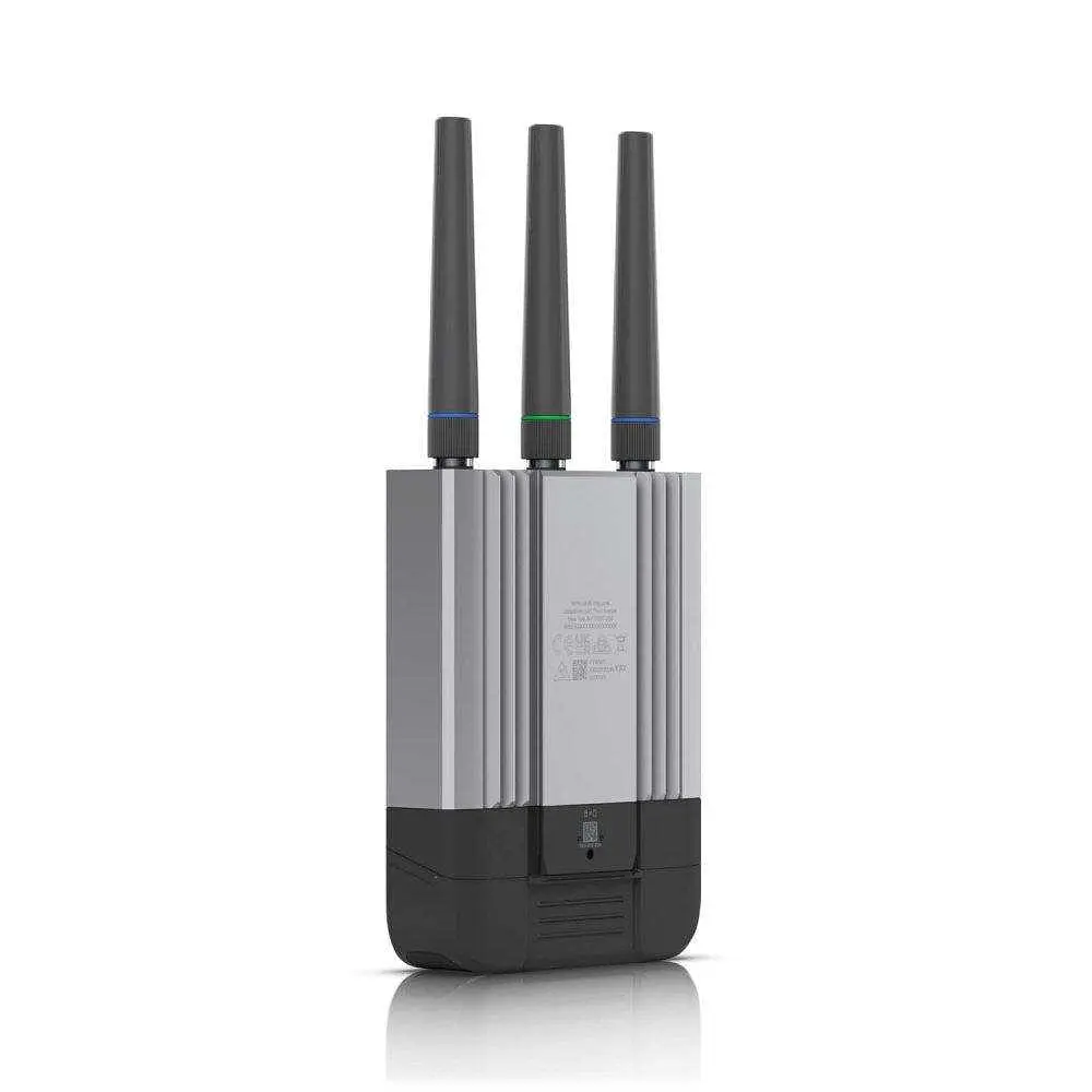 Промисловий мобільний маршрутизатор Ubiquiti UMR-Industrial - фото 2