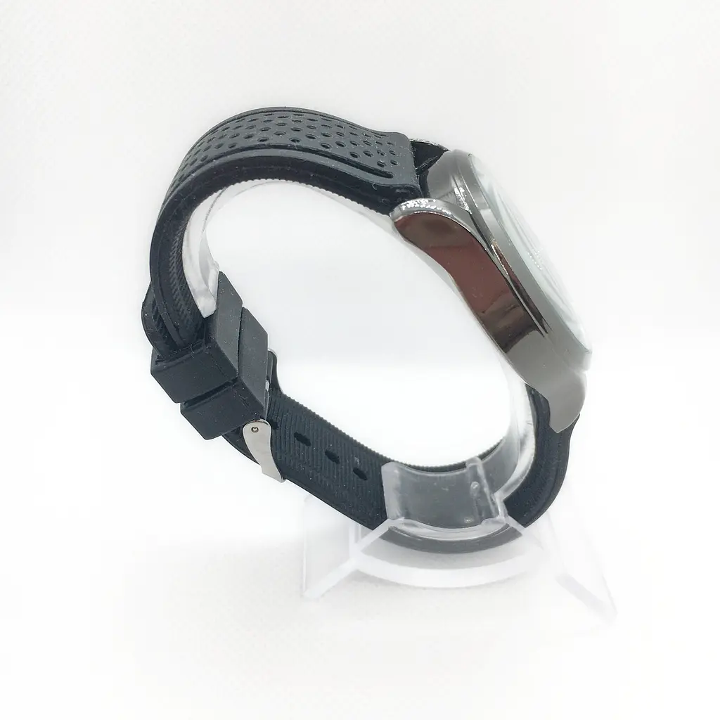 Наручний годинник чоловічий Clockhouse Hilfiger Чорний (IBW300B) - фото 3