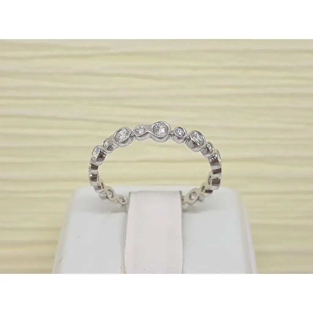 Срібне кільце Qvaliz з фіанітами. 901-01006 18 - фото 4