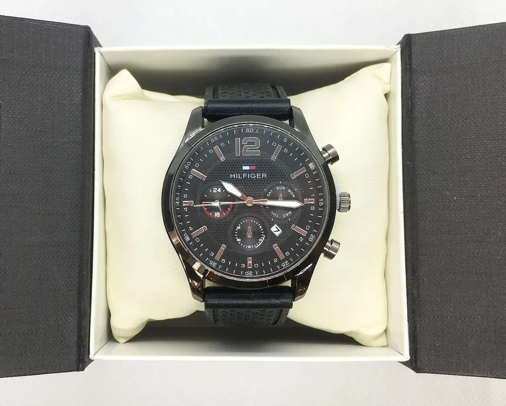 Наручний годинник чоловічий Clockhouse Hilfiger Чорний (IBW300B) - фото 6