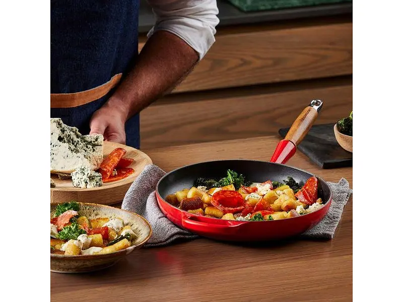 Сковорода звичайна Le Creuset Signature 28 см Cerise (20258280600422) - фото 6
