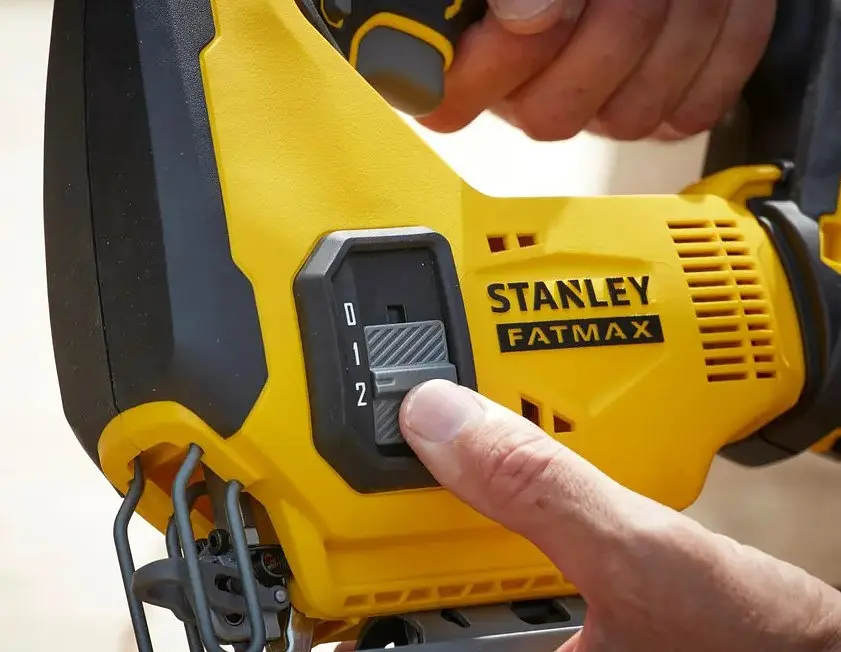 Пила лобзикова акумуляторна Stanley без АКБ та ЗУ SFMCS600B - фото 4
