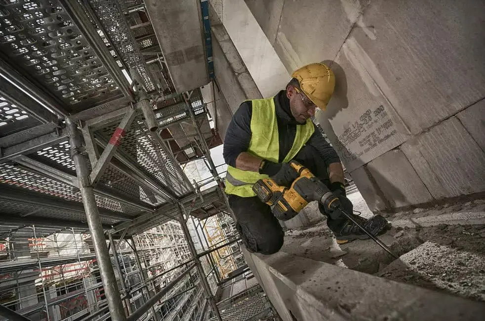 Перфоратор акумуляторний DeWALT SDS-Plus XR FlexVolt з АКБ та ЗП DCH333X2 - фото 6