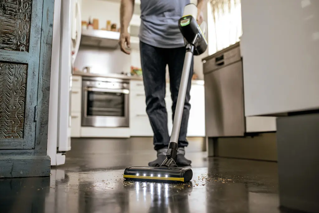 Пилосос акумуляторний Karcher VC 6 Cordless OurFamily (1.198-670.0) - фото 4