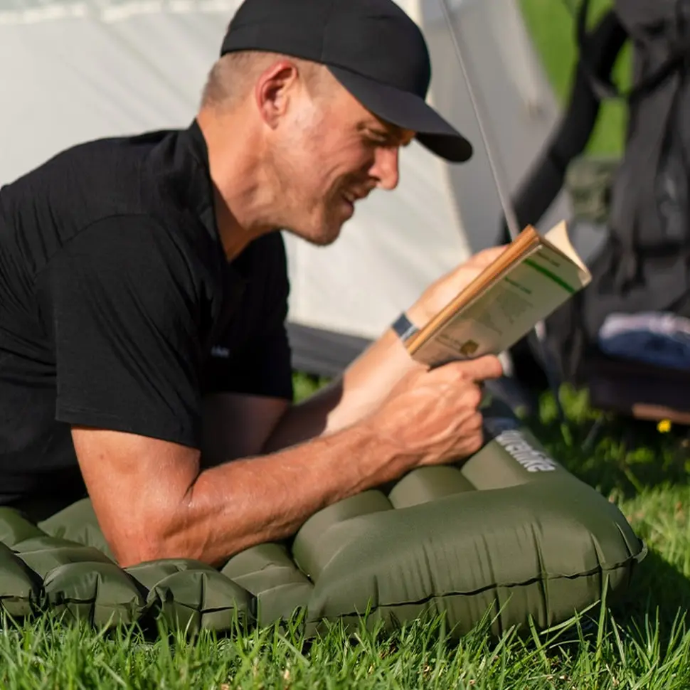 Матрац туристичний надувний одномісний Naturehike CNK2550WS019, 200x60x9.5 см, зелений, прямокутний із вбудованою помпою - фото 3