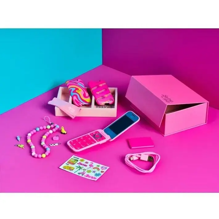 Телефон HMD Barbie Phone розовый - фото 6