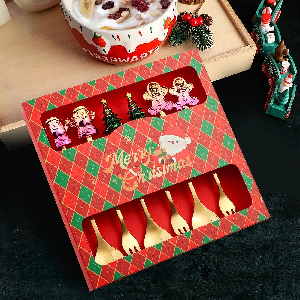 Набір столових приладів новорічних Merry Christmas 14744 золотистий - фото 3