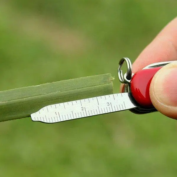 Ніж Victorinox Minichamp 58мм,16функ,черв - фото 4