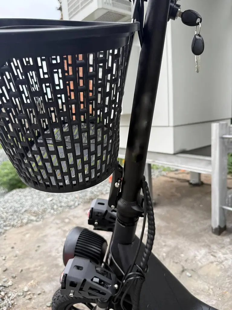 Электросамокат с сиденьем 14 дюймов GIANT ZEN U12 MAX (800W, 48V, 15Ah) с кофром-багажником Черный - фото 10