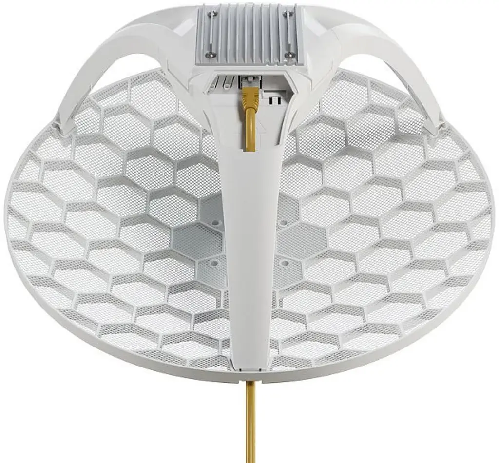 Точка доступу (зовнішня) MikroTik LHGG LTE6 kit (LHGGR&FG621-EA) - фото 4