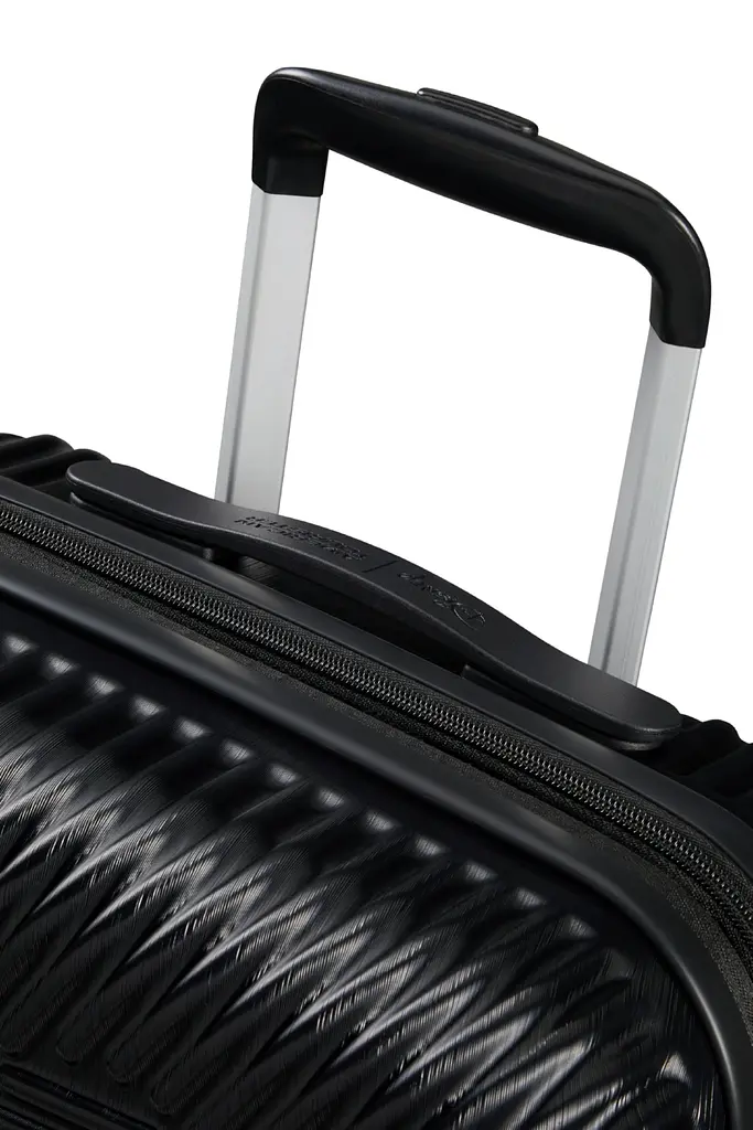 Валіза American Tourister MICKEY CLOUDS MICKEY TRUE BLACK 76x52x27(30) 76 См 59C*09003 - фото 4
