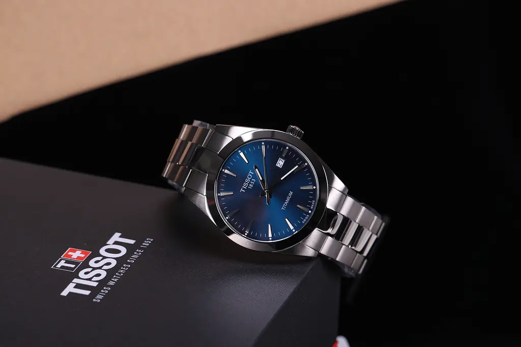 Годинник Tissot Gentleman Titanium T127.410.44.041.00 - фото 3