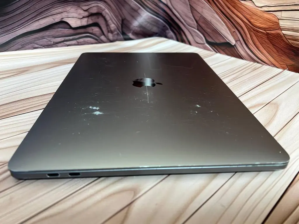 Ноутбук Apple MacBook Pro 13" A1706 i7-7567U/16/251 (C02VL166HV2Q) Б/в - фото 5