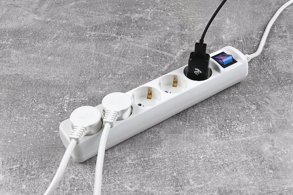 Подовжувач мережевий 5 розеток 3 метри 2E Power Extension 5 Type F 3m 16 A White - фото 6