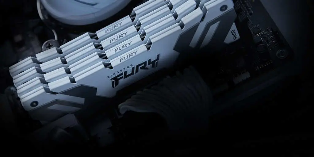 Оперативна пам'ять Kingston FURY 48 GB (2x24GB) CUDIMM DDR5 8400 MHz Renegade Silver/Black (KF584CU40RSK2-48) - фото 4