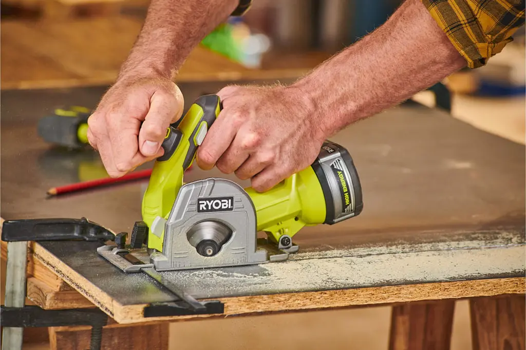 Пила дискова, RYOBI ONE+ R18MMS-0 без АКБ і ЗП - фото 4