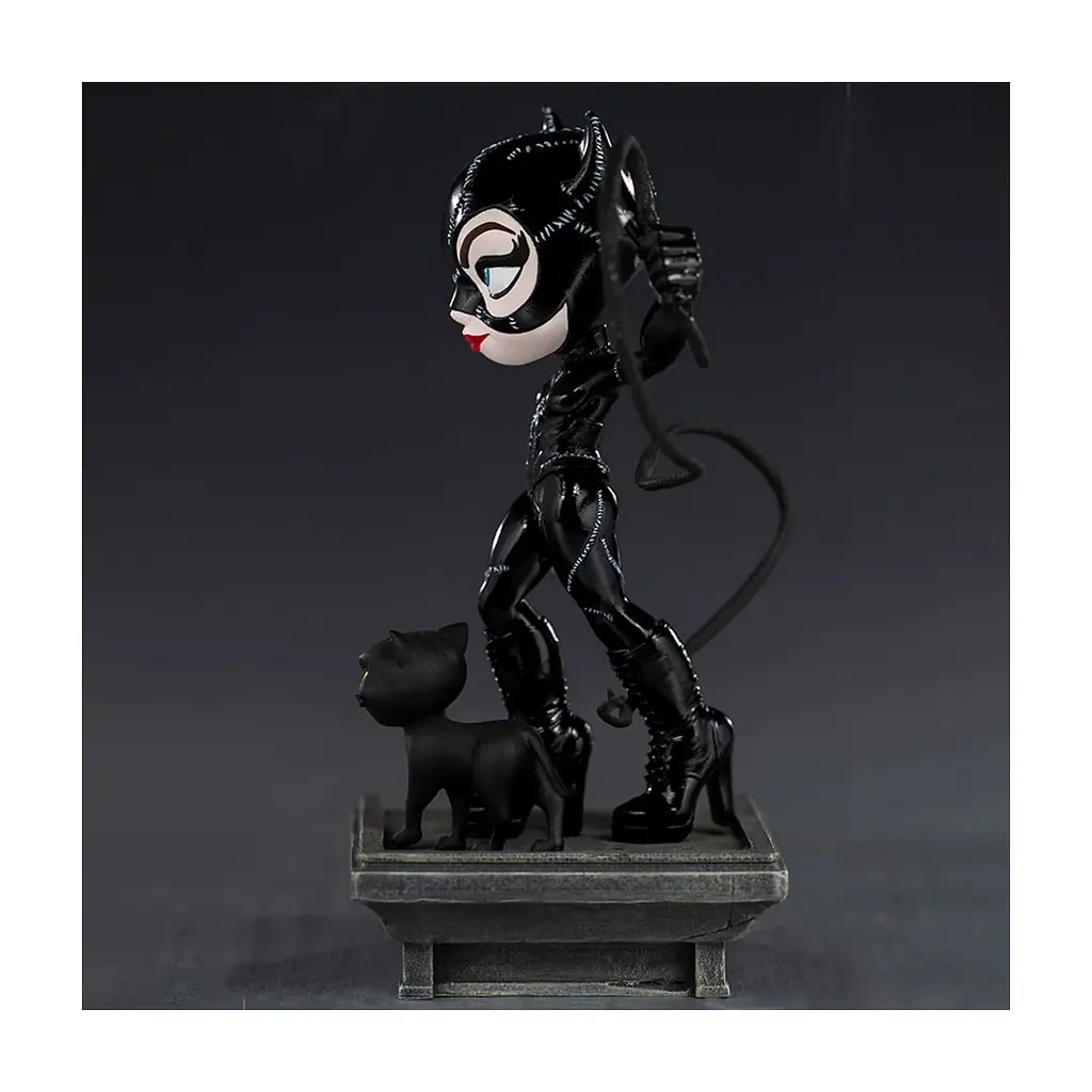 Фігурка для геймерів Weta Workshop DC Comics Batman Returns Catwoman (DCCBAT47121-MC) - фото 2