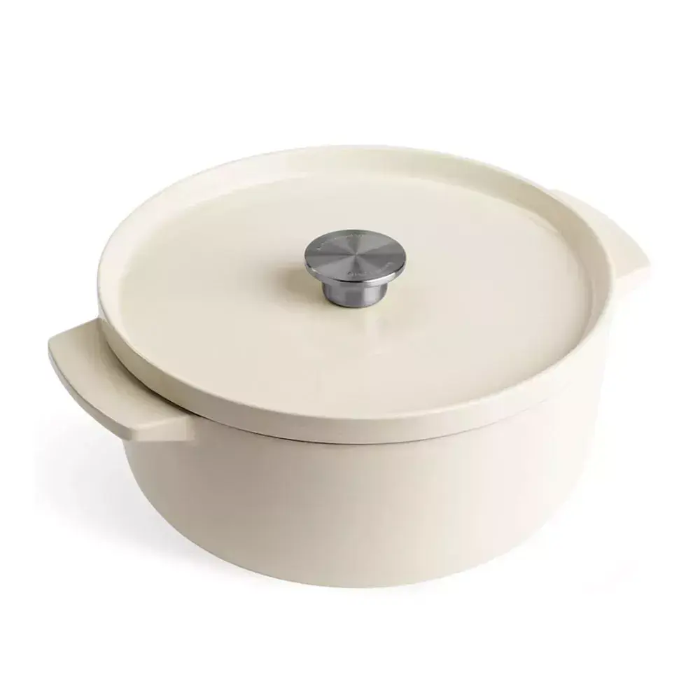Кастрюля чугунная с крышкой KitchenAid 26 см 5,2 л цвет миндальный крем (CC006059-001)