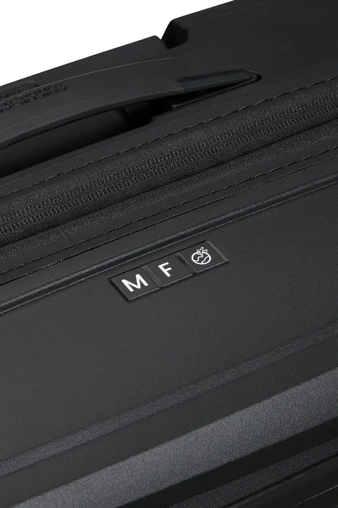 Чемодан American Tourister FASTFORWARD 78 см FLASH BLACK 78x50x30(34) MI0*09003 - фото 11