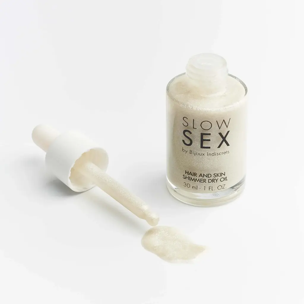 Олія-шиммер для волосся та тіла, 30 мл Bijoux Indiscrets Slow Sex Hair and skin shimmer dry oil - фото 4