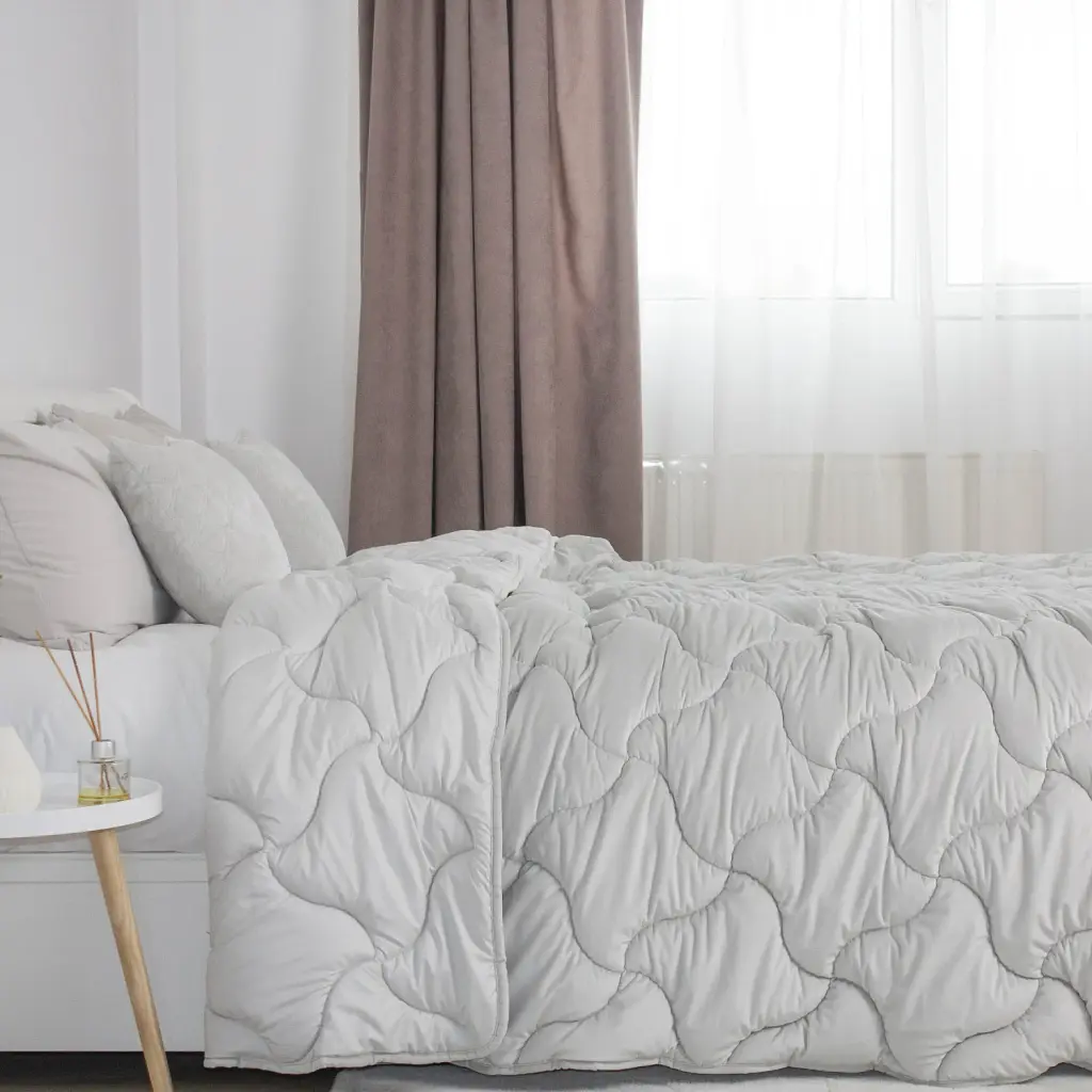 Ковдра ТЕП Velour світло-сіра зі штучним наповнювачем Double Air 180x210 см - фото 4