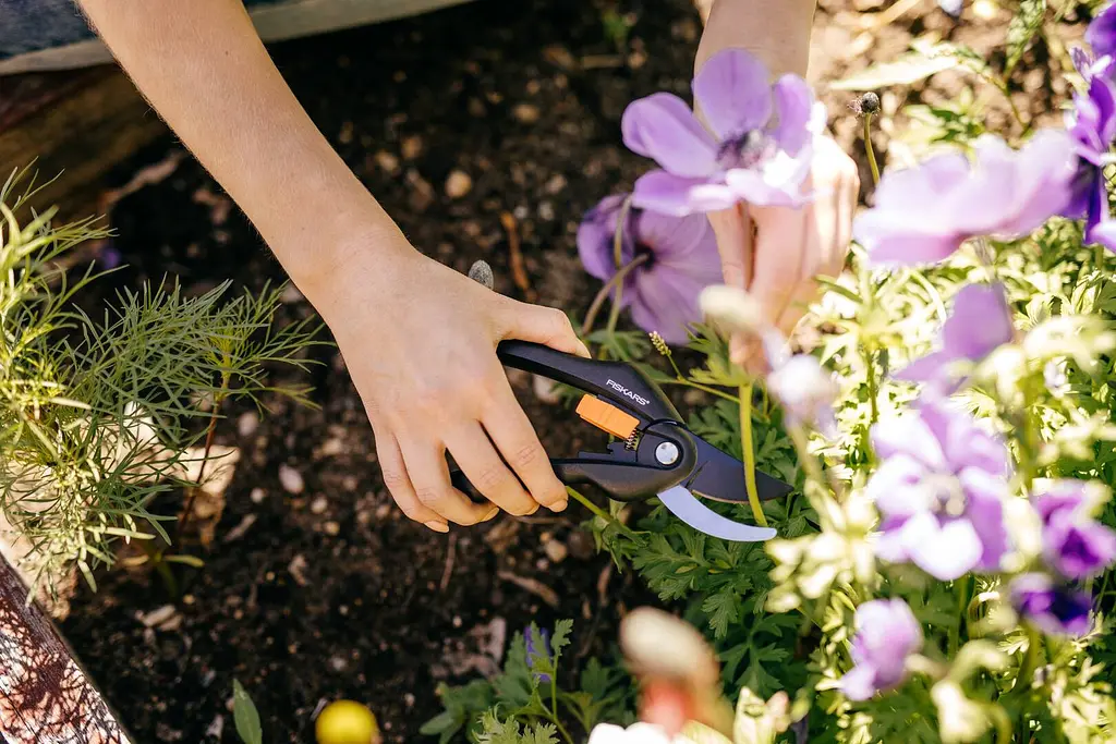 Секатор площинний Fiskars SingleStep P26 (1000567) - фото 4