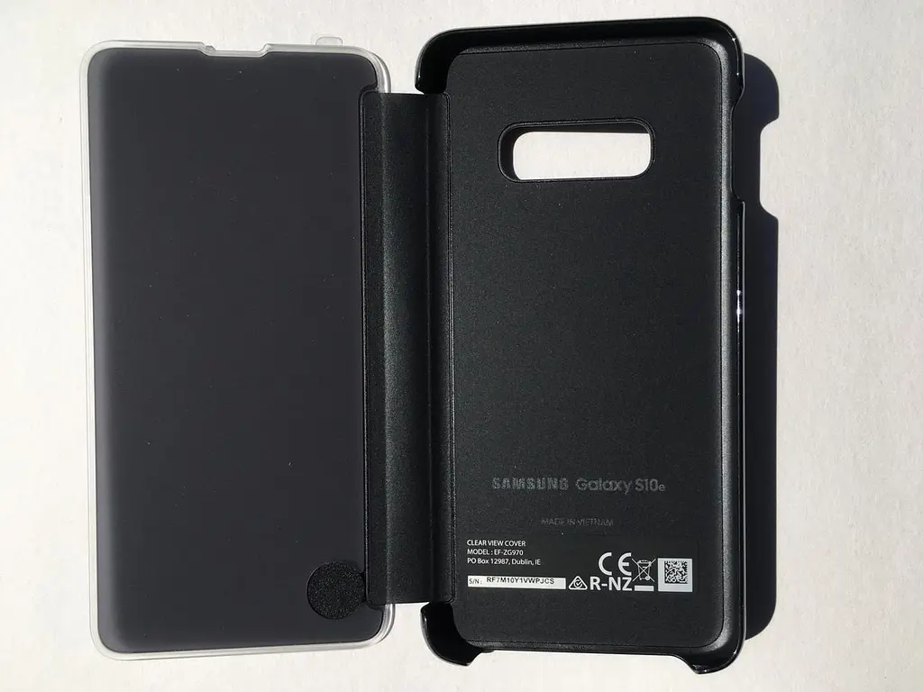 Оригінальний чохол-книжка Official S-View Clear View Cover EF-ZG970CBEGRU для Samsung Galaxy S10e (5.8") Чорний - фото 5