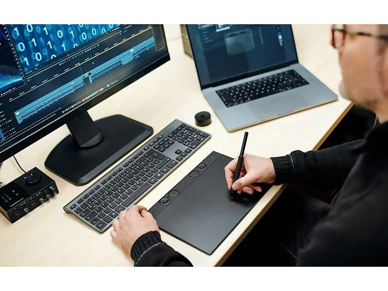 Графічний планшет Wacom Intuos Pro M 2025 (PTK670K0B) - фото 4