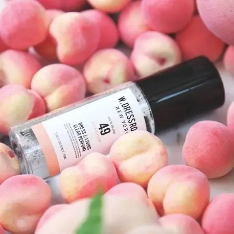 Парфумована вода W.Dressroom Dress & Living Clear Perfume No.49 Peach Blossom для одягу та дому 70 мл - фото 3