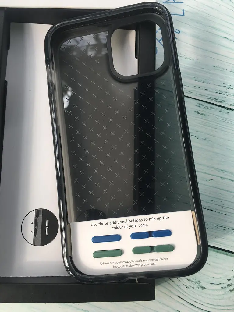 Протиударний чохол з антимікробним покриттям Tech21 Evo Check для iPhone 12 Pro Max (6.7") Smokey Black - фото 3