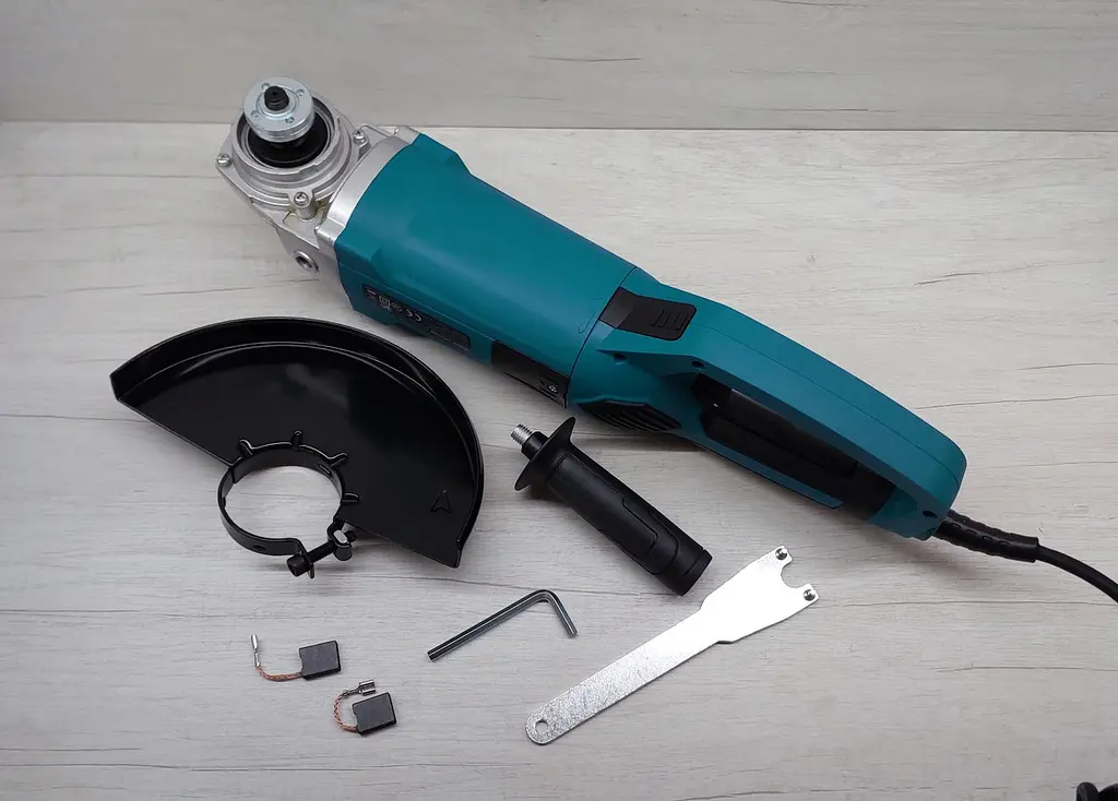 Угловая шлифмашина Schwartzmann AG2350SP с поворотной задней рукояткой и 3-х позиционной дополнительной ручкой - фото 4