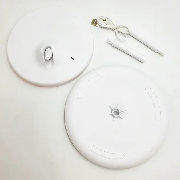 Дзеркало з Led підсвічуванням від USB кругле косметичне для макіяжу регулювання та яскравості світіння UKC 809 білий - фото 8