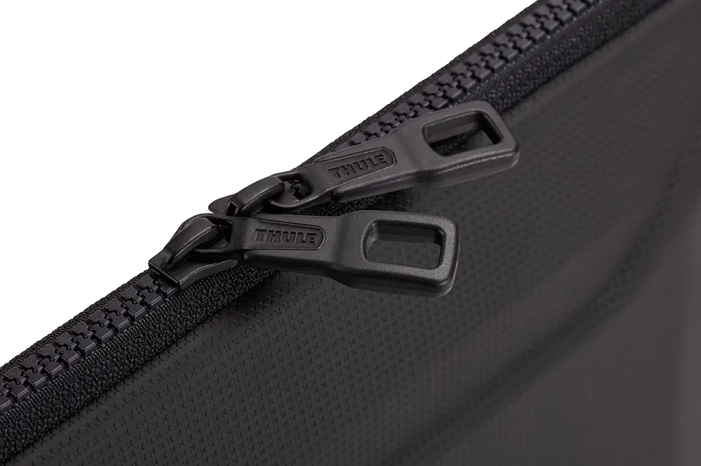 Чохол Thule Gauntlet 4 MacBook 14" Sleeve Black (TH 3204902) - фото 6