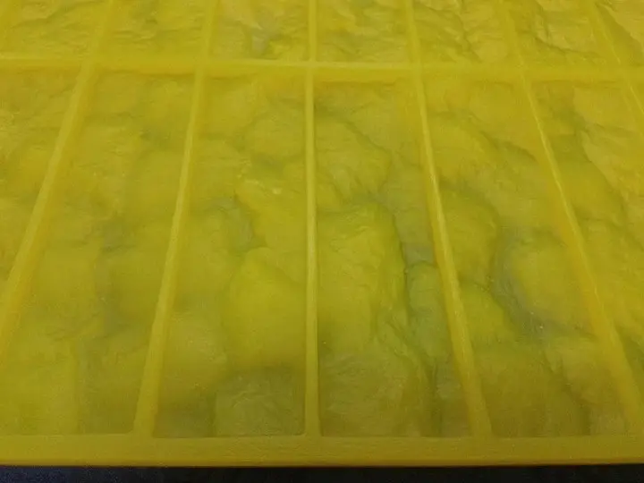 Гибкая полиуретановая форма для изготовления декоративного кирпича A.N.B. "КОЛОТЫЙ" на 27 плиток - фото 6