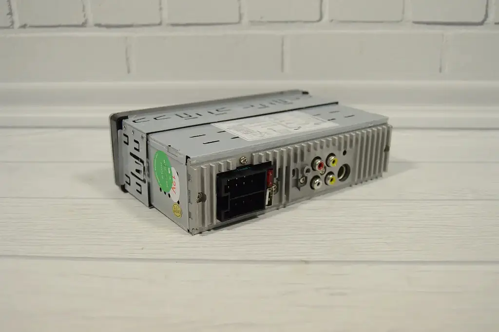 Автомагнітола сенсорна універсальна XPRO 4064T USB Bluetooth чорний (42098-4064_1024) - фото 5