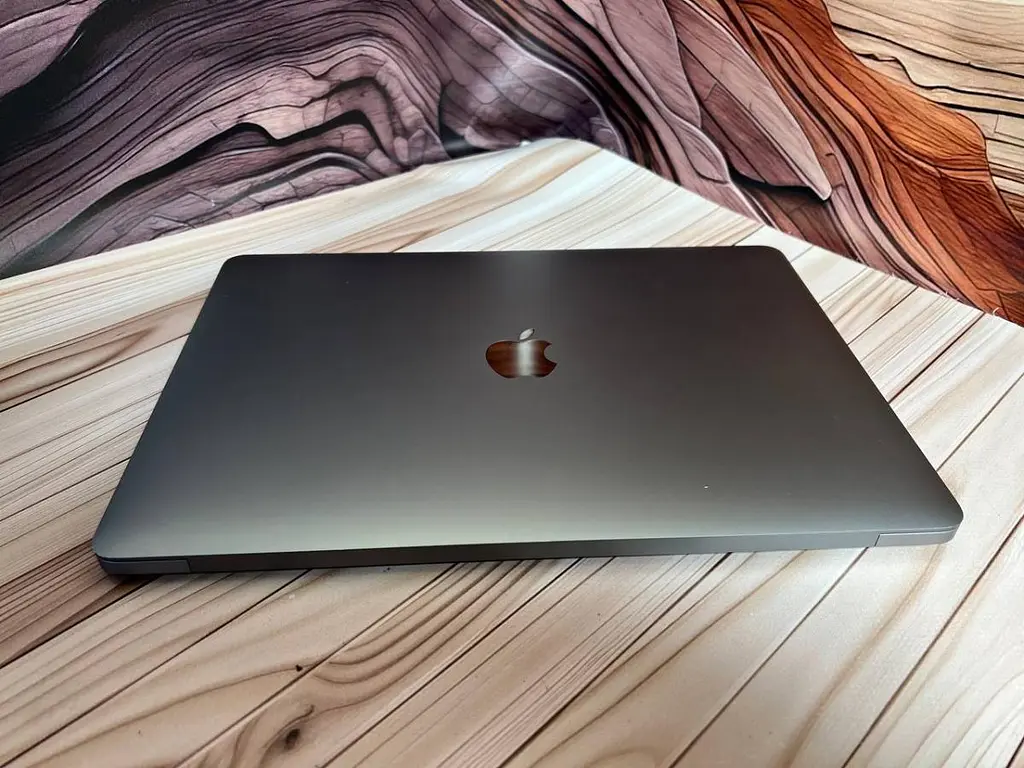 Ноутбук Apple MacBook Air 13" i5-8210Y/16/256 (FVFZL25PLYWP) Б/в - фото 8